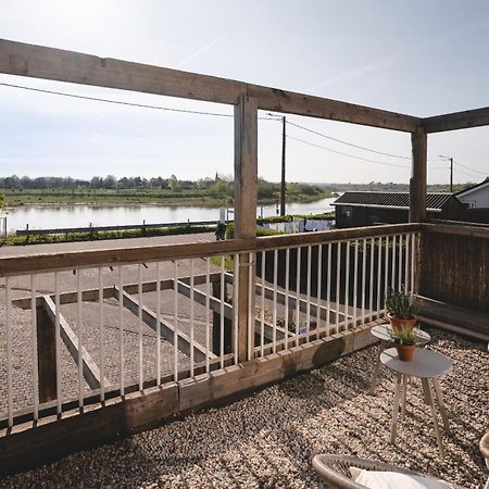 Maas Suites Lanaken Exteriör bild