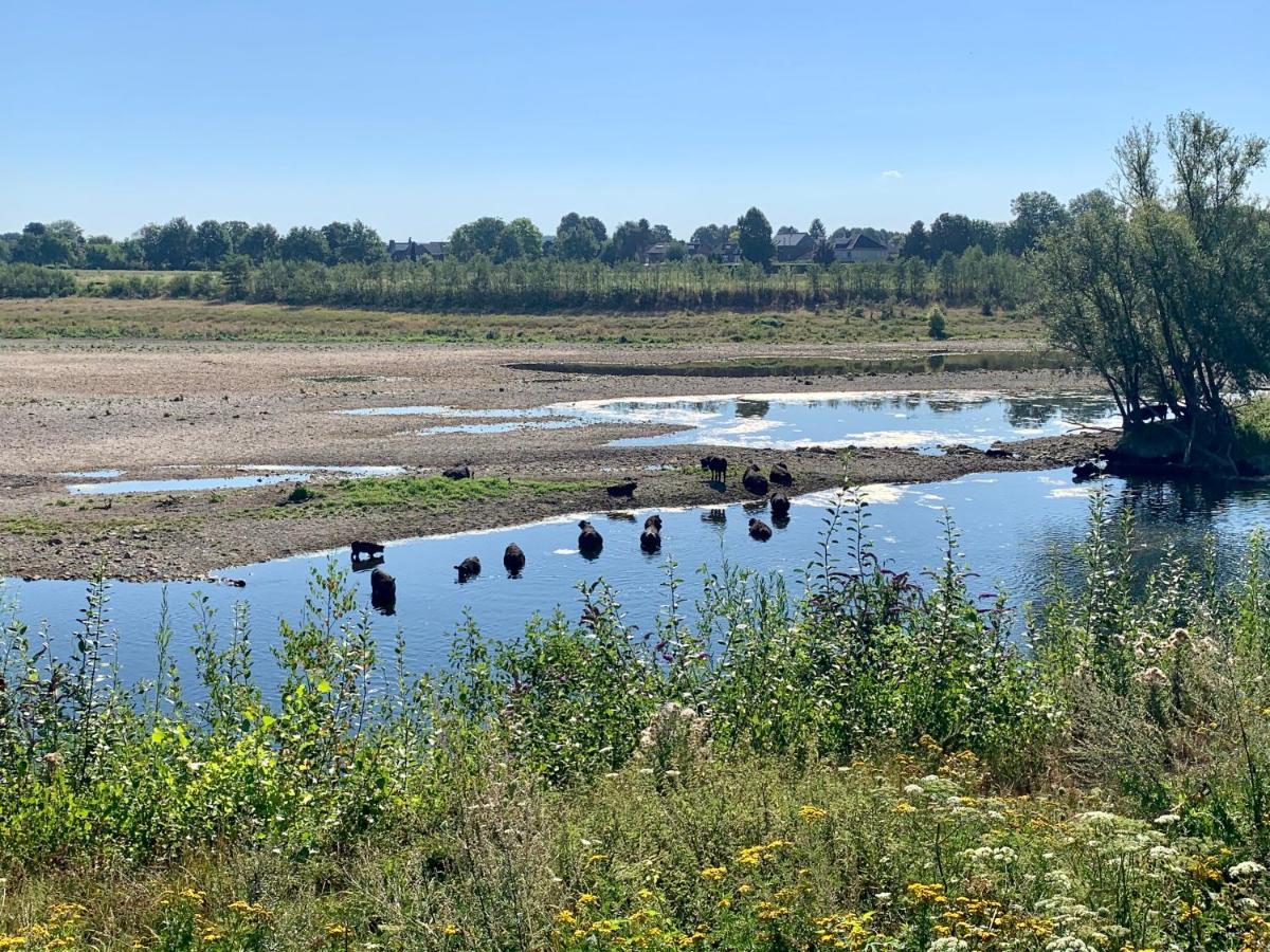 Maas Suites Lanaken Exteriör bild