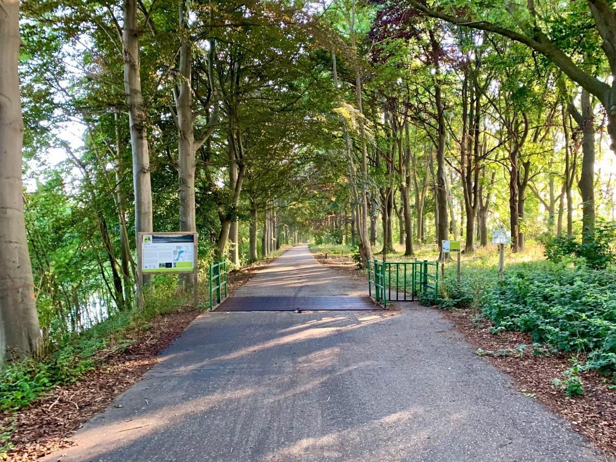 Maas Suites Lanaken Exteriör bild