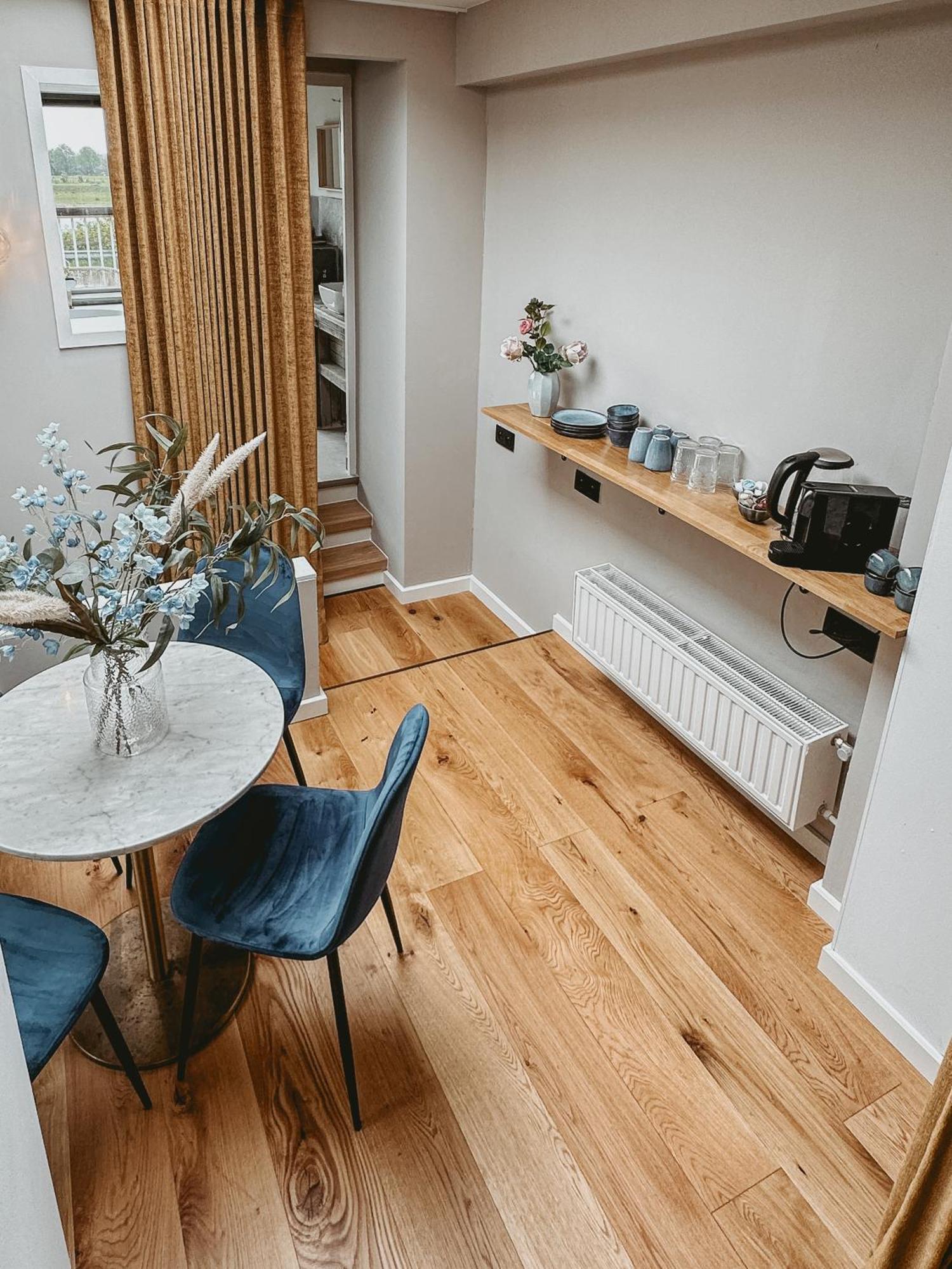Maas Suites Lanaken Exteriör bild