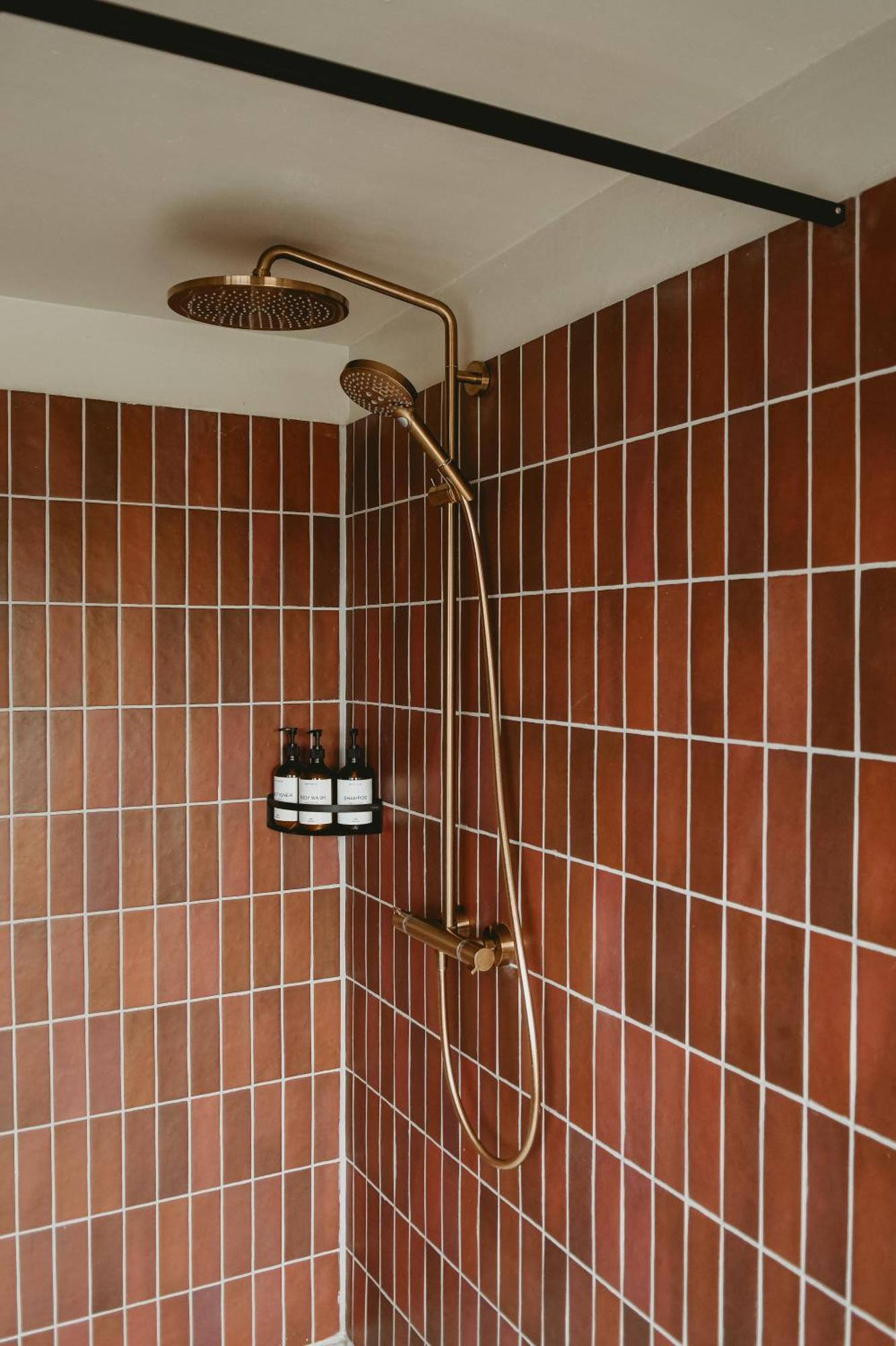 Maas Suites Lanaken Exteriör bild