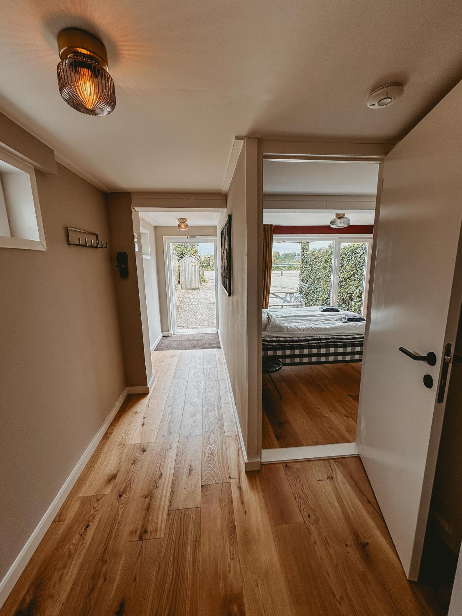 Maas Suites Lanaken Exteriör bild