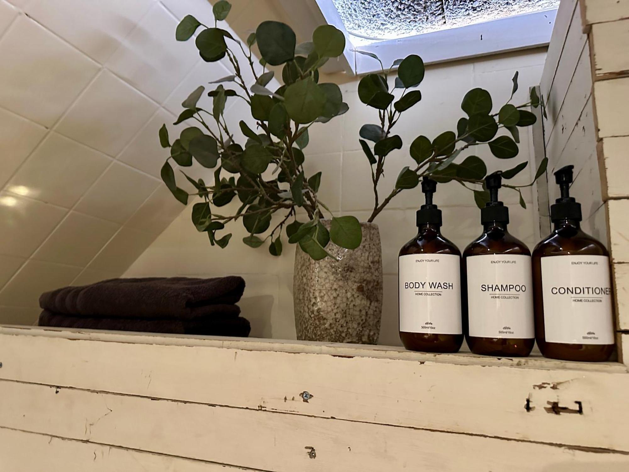 Maas Suites Lanaken Exteriör bild