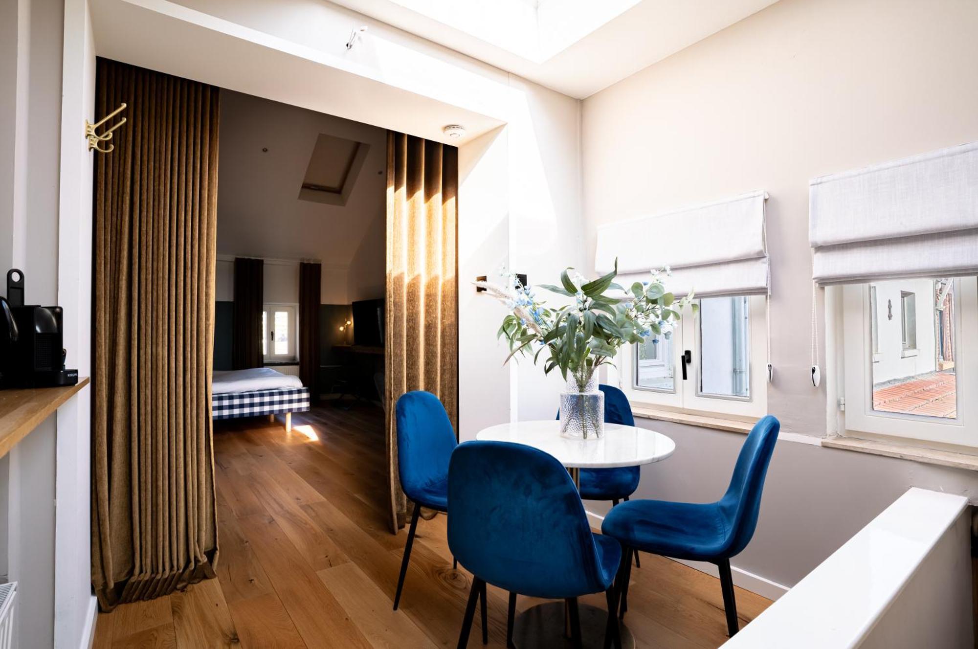 Maas Suites Lanaken Exteriör bild